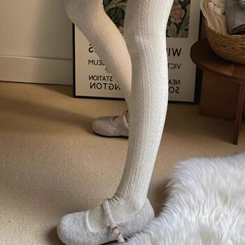 Autumn and Winter Milk White Pantyhose for Women, Jk Style, Thickened for Outer Wear, Slimming, Thin Style, Japanese Twist Pattern, Fleece-Lined Oatmeal Cotton Leggings