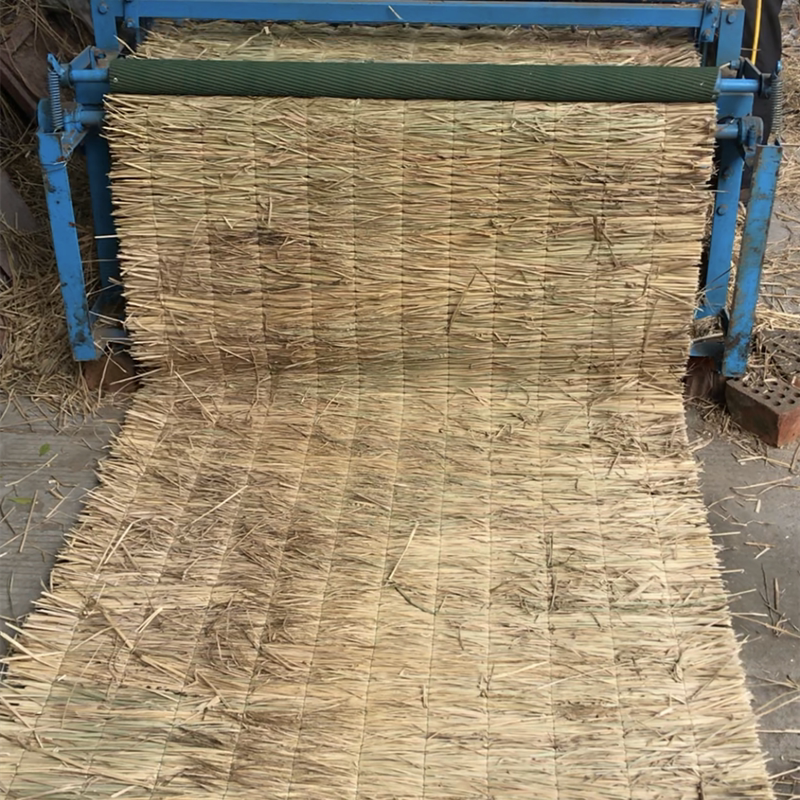 Grass curtain decorated vintage Zen natural dry straw grass greenhouse insulation antifreeze insulation grass stepper stool