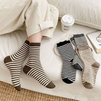 Autumn and winter striped cashmere wool socks womens mid-calf socks thickened and lengthened warm black and white striped pile socks simple design
