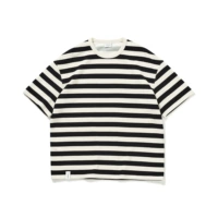 Черно -белый короткий рукав