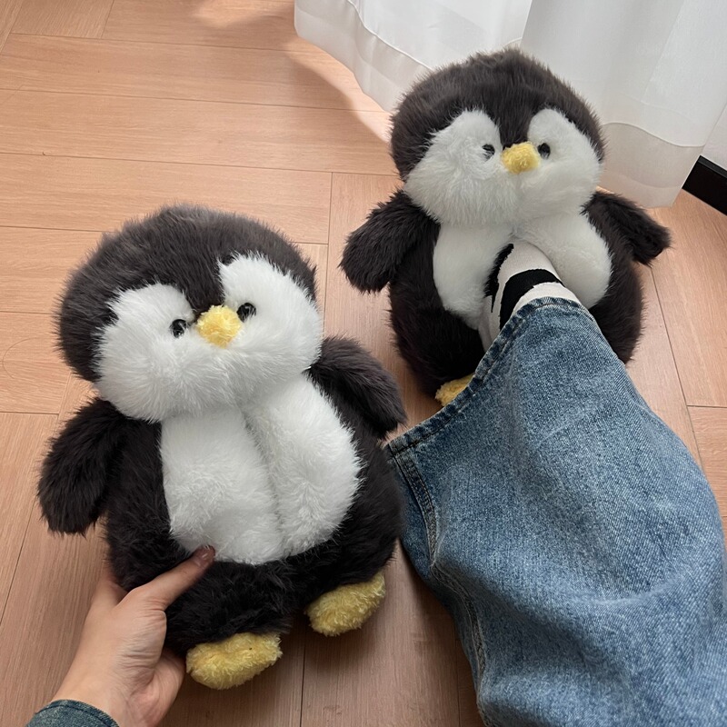 Penguin Baby Cotton Slippers for Home, Thick-Soled, Cute, Closed-Back, Plush, Winter Indoor Warm Penguin Slippers for Women
