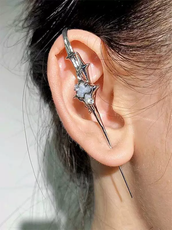 Genuine piercing, small design earrings, ear clips