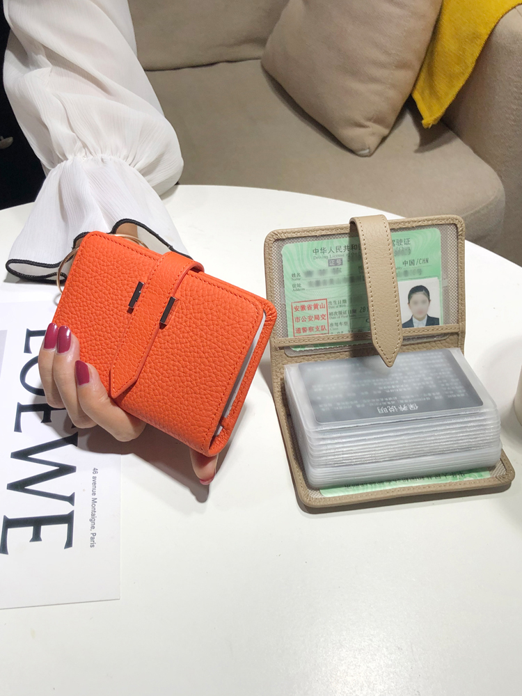 Card holder female compact, exquisite, high-grade, thin section, new 2022 niche design, large-capacity, multi-card position, leather card holder