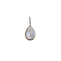 Japanese direct mail cui-cui ladies K10 gold blue moonstone pendant 783266860