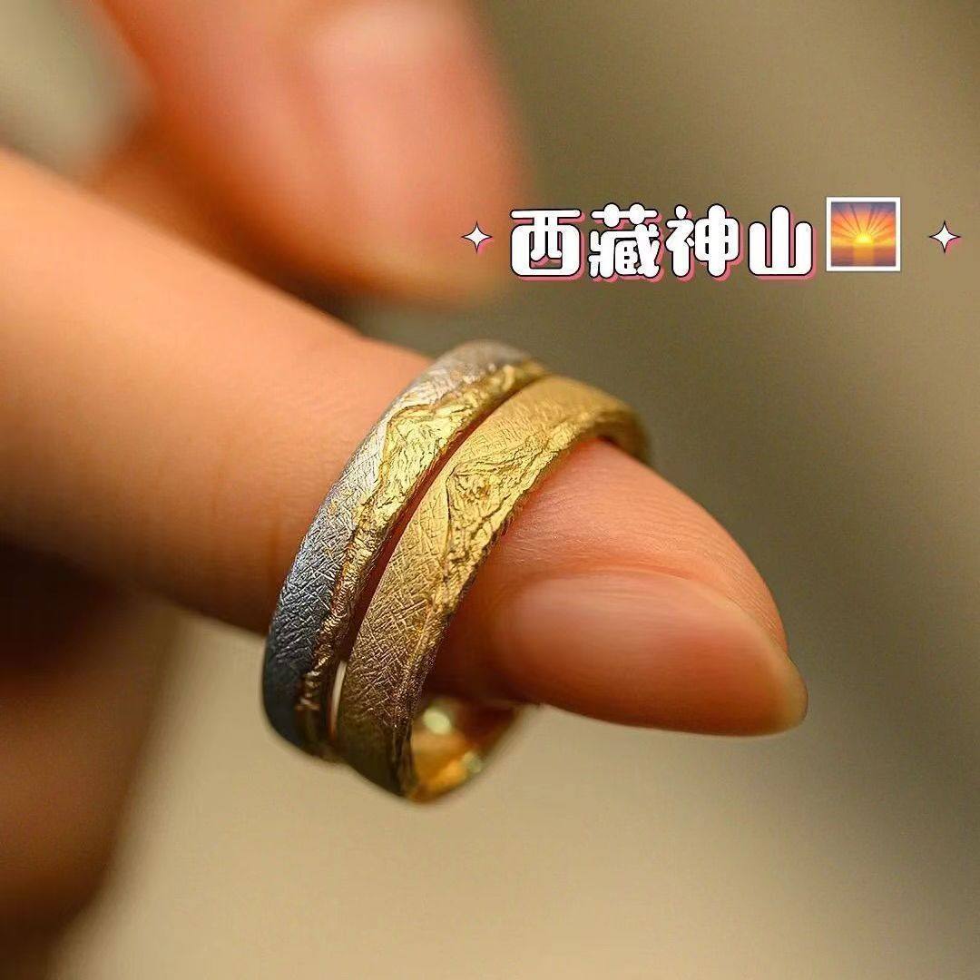 2024 New Style Rizhao Jinshan Peak Ring for Men and Women, Open Design, Fashionable, Unique, Light Luxury, High-End Couple Ring