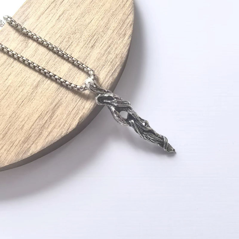 Original Titanium Steel Driftwood Necklace for Men, Cool and High-End, Trendy Brand for Boys, Niche Retro Design, Non-Fading