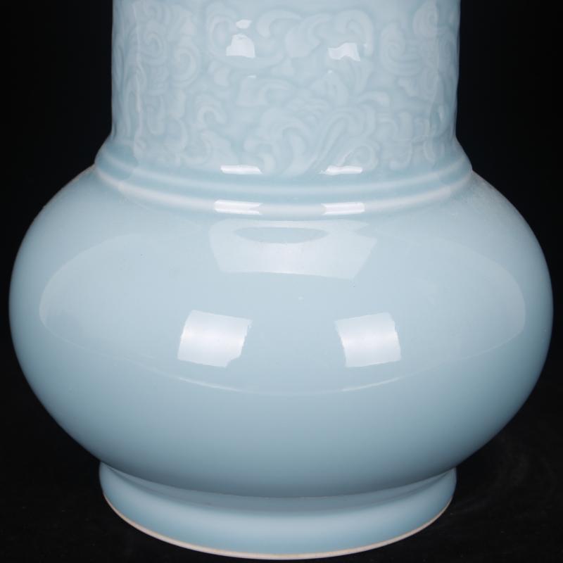 Jingdezhen imitation the qing qianlong antique antique azure glaze vase carving Chinese style restoring ancient ways household table ano adornment furnishing articles