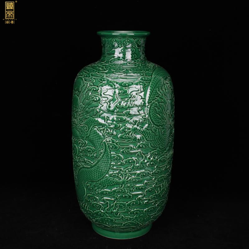 Jingdezhen green embossed YunLongWen idea gourd bottle imitation the qing qianlong years antique antique crafts boutique home outfit