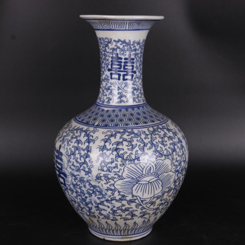 The Qing qianlong happy character lines design blue and white tie up branches applique antique porcelain household of Chinese style furnishing articles old goods collection process