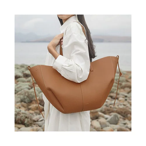 Европейская прямая почтовая почта Полена и Зимняя зима в новом стиле Cyme Camel Lychee Patter