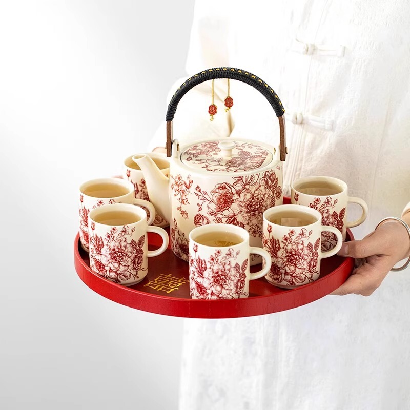 Vintage Jingdezhen High-End Practical Wedding Gift for the Bride, Wedding and Engagement Tea Set with Kettle