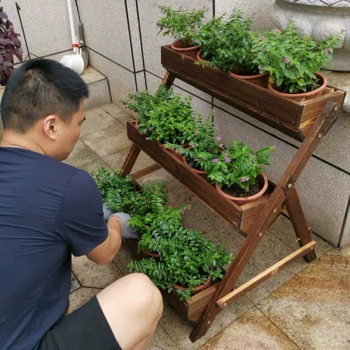 Карбонизированная анти -коррупционная древесина многослойная цветочная стойка Балкон с твердым деревом цветочной коробкой цветочный горшок на открытая лестница