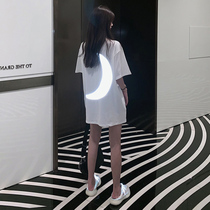 Short sleeve T-shirt female loose foreign style Han fan 2021 New reflective moon long round neck cotton Big version