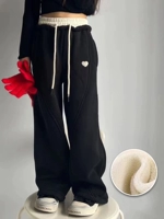 Черные брюки (интегрированный бархат) не делают большие снимки