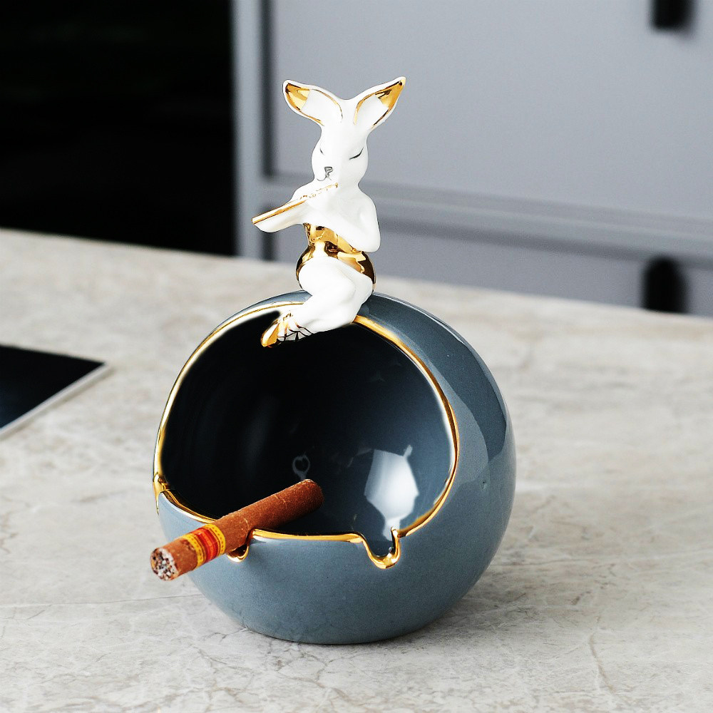Nordic Creative Ashtray Ashtray Personality Simple Household Living Room Decorations Office Table Fittings