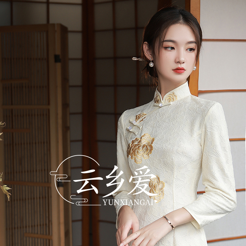 Mu cheongsam female 2022 new 钌倥  聱 聱       榉  chloribal bone Mu cheongsam female 2022 new 钌倥  聱 聱       榉  chloribal bone