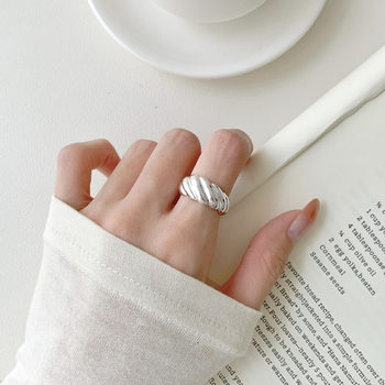S925 sterling silver croissant wide version glossy ins design
