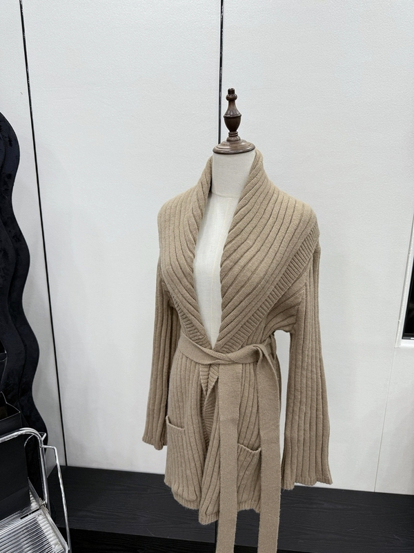 Wool Knitted Cardigan Jacket for Women, 2026 New Mid-Length Coat, Petite Size, Early Autumn, Versatile and Fashionable