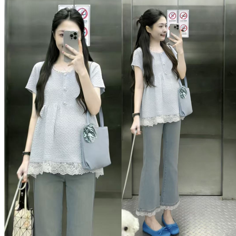Maternity Summer Outfit Set, Loose Fit to Cover the Belly, Babydoll Top That Doesn'T Show Pregnancy, Stylish Chanel-Inspired Short-Sleeve T-Shirt and Pants