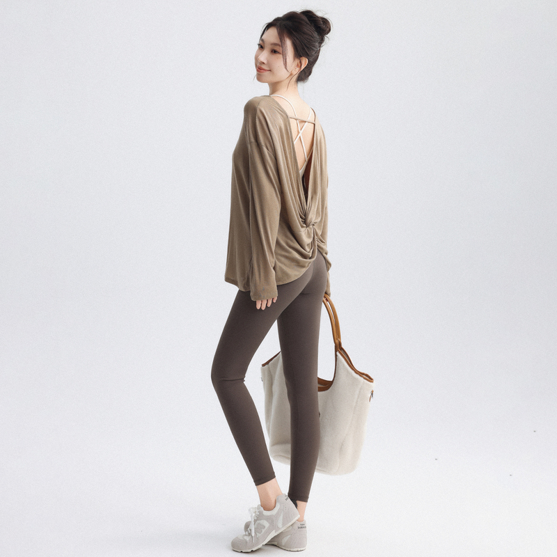 2026 High-End Backless Yoga Top for Women, Wide Quick-Drying Sports Top, Long-Sleeved, Beautiful Back, Fitness Training, Sexy