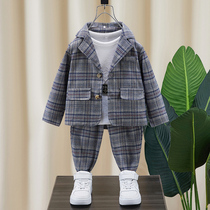 Boy suits suit 2022 new spring children handsome and Korean version plaid small western suit The childrens spring and autumn two sets