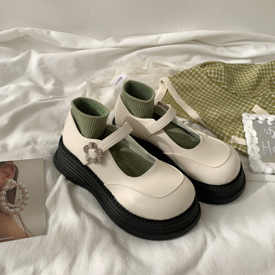 taobao agent White Japanese footwear English style platform, french style, Lolita style
