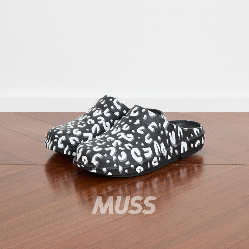In Stock the Soloist X Oofos Clog Takahiro Miyashita Collaboration Leopard Print Musical Note Clogs