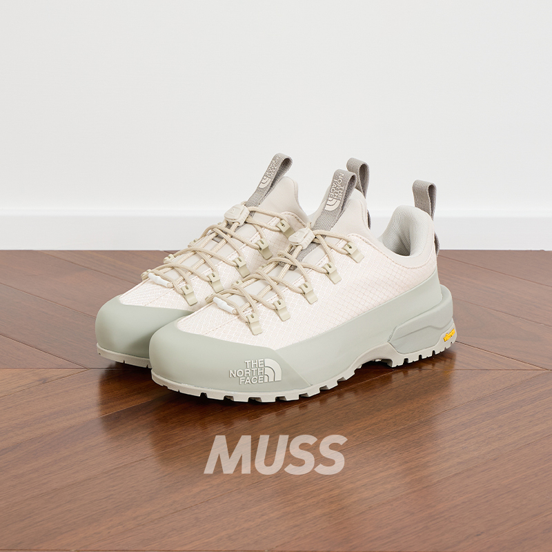 In Stock the North Face Fire Resistant Functional Outdoor Waterproof and Durable Hiking Shoes