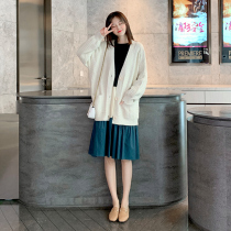 Pregnant Woman Autumn Clothing Dress Dress 2021 Spring Autumn Net Red Suit Foreign Air Loose Spicy Mother Fashion out of two sets of damp