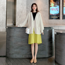 Pregnant woman autumn clothes dress dress fashion suit 2021 new net red with personality pure cotton foreign air two sets of spicy mother tide