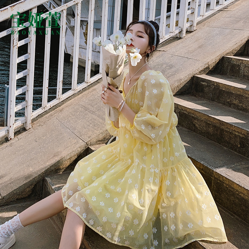 Fairy Gas Super Senssen Sembodied Women 2021 Summer Mesh Yarn Fluffy Skirt Yellow Little Sub Pregnant Woman Dress Spicy Boomer