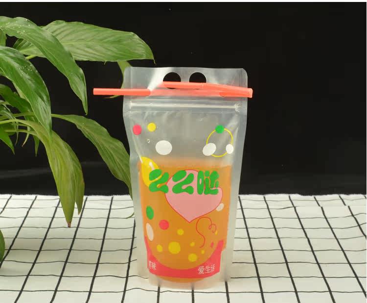 Напитков упаковки 饮料袋果汁奶茶袋血浆饮料创意网红一次性自封带吸嘴便捷外卖袋子