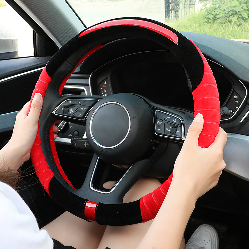 Car steering wheel cover winter short plush female Korean trendy brand personality cute winter warm four seasons universal handle cover