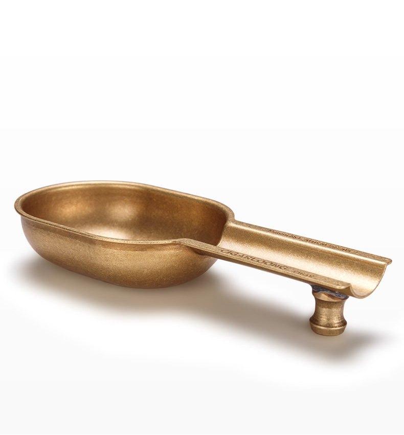 CL-105 Ashtray_11.jpg