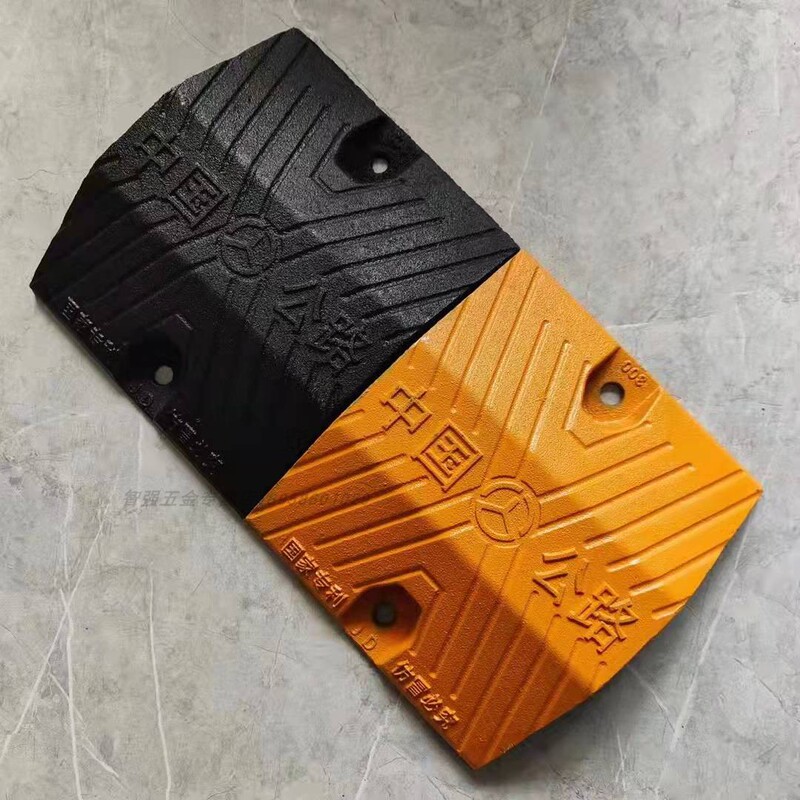 Speed Bump Cast Steel Trapezoidal Road Highway Cast Iron Speed Reducer Buffer Gas Station Truck Heavy-Duty Thickened Speed Limit Ramp Speed Bump Cast Steel Trapezoidal Road Highway Cast Iron Speed Reducer Buffer Gas Station Truck Heavy-Duty Thickened Speed Limit Ramp