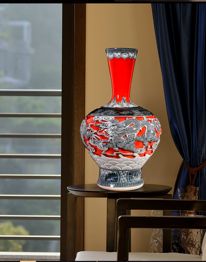 Jingdezhen ceramic large red landing carved dragon vase sitting room of Chinese style household decorates porch crafts