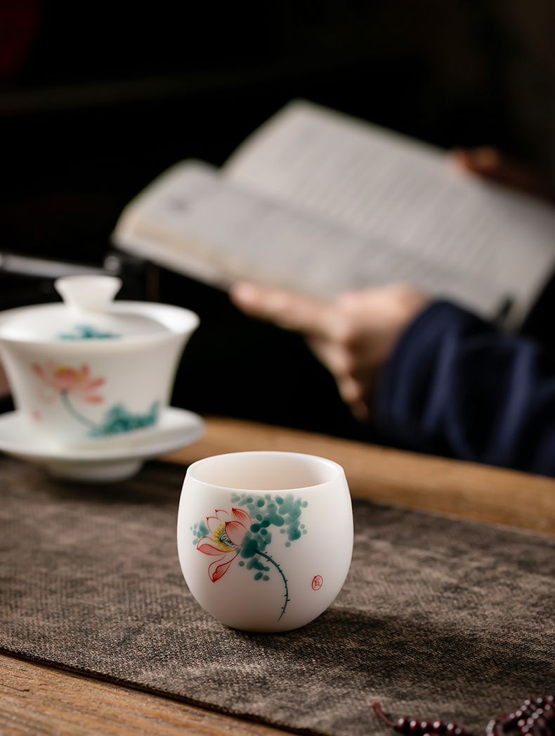 Fujian and suet jade porcelain masters cup single CPU hand - made ceramic sample tea cup Japanese domestic large kung fu tea cups