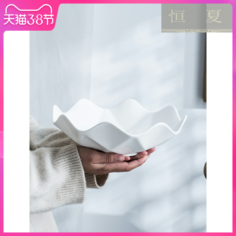 Basin of creative fashion a pure white ceramic fruit bowl dish bowl of fruit salad vegetables shaved ice contracted household adornment