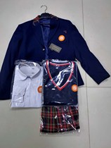Manufacturers make winter uniforms for girls in Xiamen No. 5 Middle School