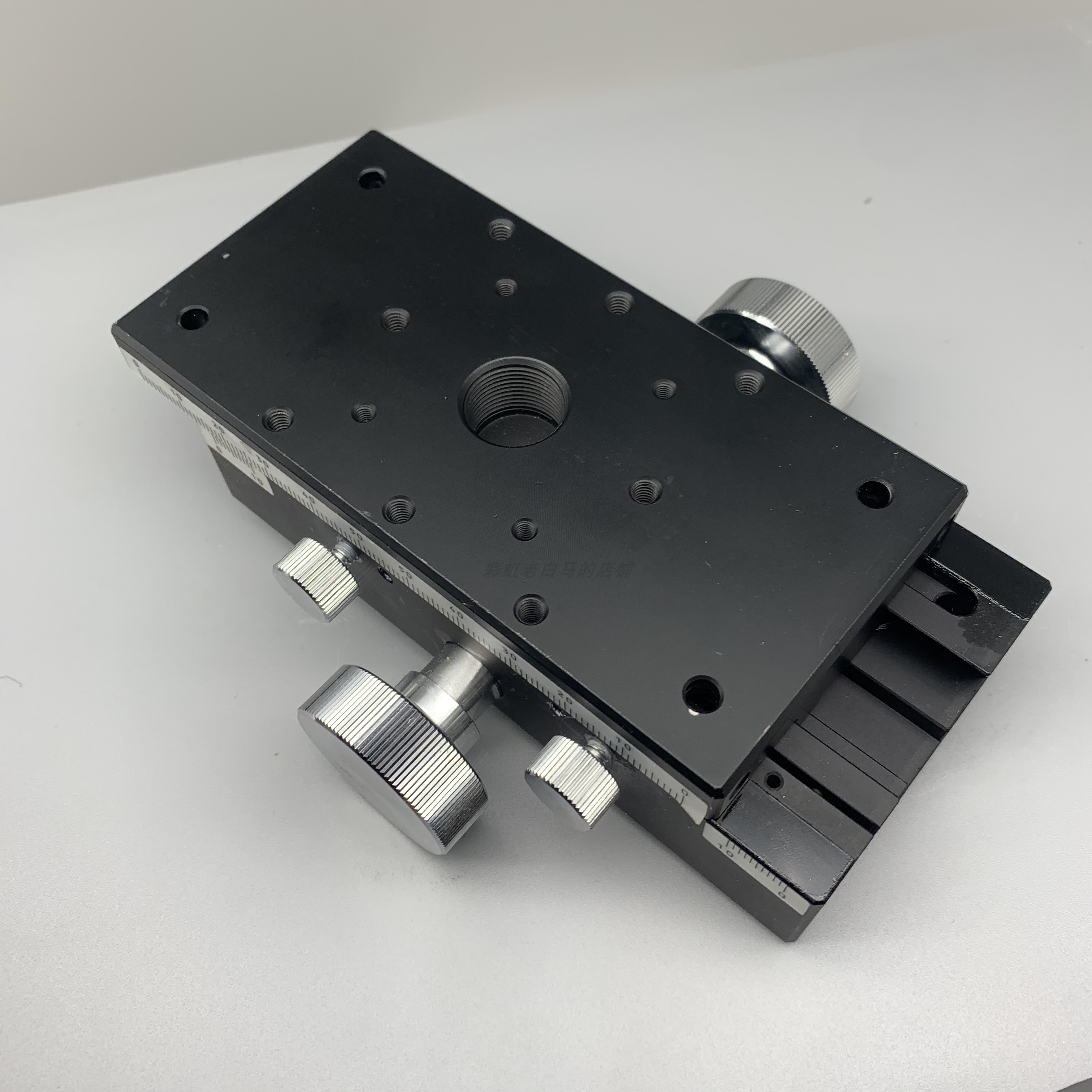 Large table manual X-axis platform Optical fine-tuning platform Suruga Seiki B06-1NM rack and pinion platform