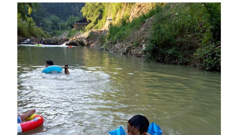 Trẻ em em bé vòng bơi vòng bơi thiết bị bơi phao đai phao bơm hơi vòng tay trở lại phao áo phao - Cao su nổi