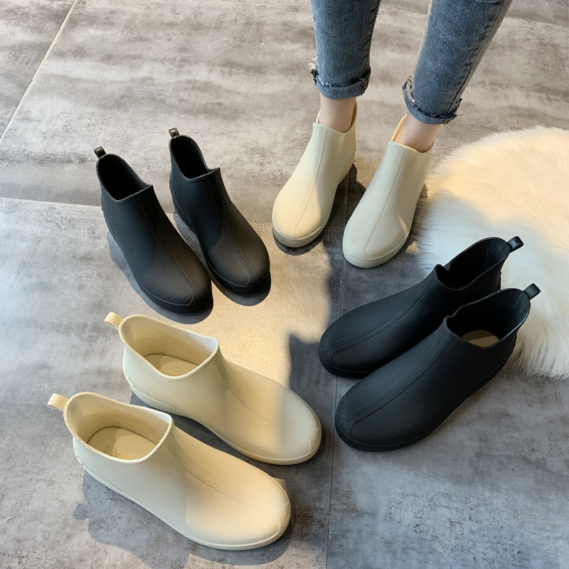 Day Series Fashion Rain Shoes Women Plus Suede Short Drum Warm Rain Boots Low Helps Water Shoes Kitchen Waterproof Anti Slip Car Wash Rubber Shoes Winter