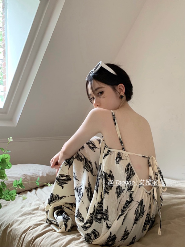 Summer New Korean Style Ink Painting Nightgown for Women, Long Dress with Off-Shoulder, Sleeveless, Strapless Design, Beautiful Back, Can Be Worn Outside, High-End Loungewear