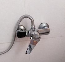 Interrupteur de douche à eau plein de cuivre Système solaire avec chauffe-eau mixte eau chaude et froide eau du robinet mélangeur de vannes