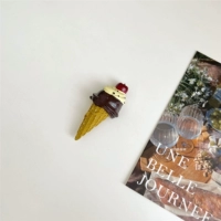 Молоко белый вишневый конус