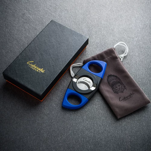 Магазин возвращается к тысяче четырехлетней магазина Lubinski Sigar Ncissors и Double Sutrette Sutcher Double без вышивки