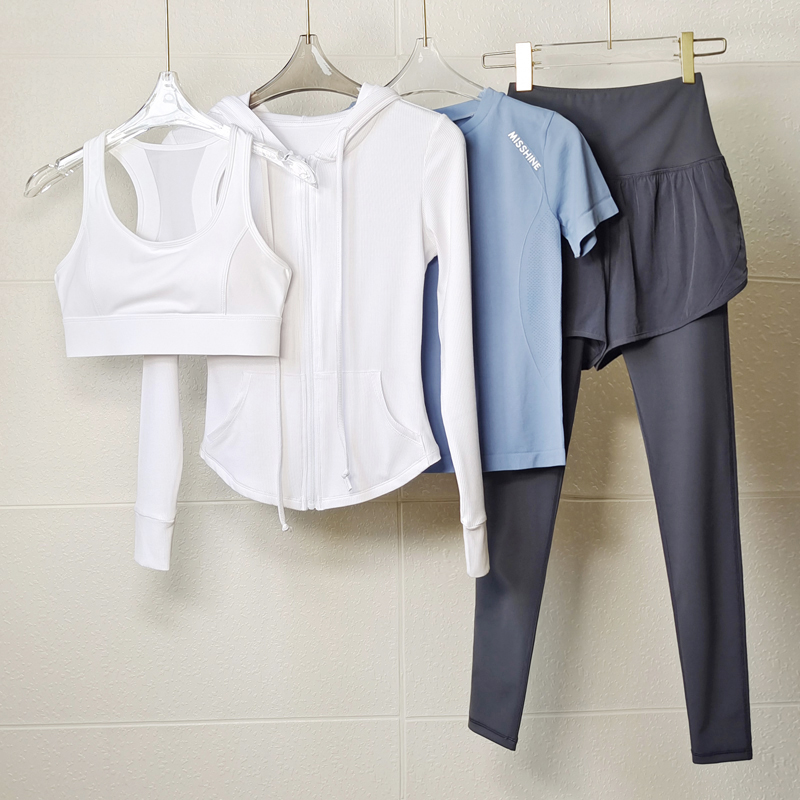 Spring Summer Yoga Clothes Outdoor Fitness Beginner Sports Suit Women Professional High-end Fashion Running Sexy Speed Dry Clothes