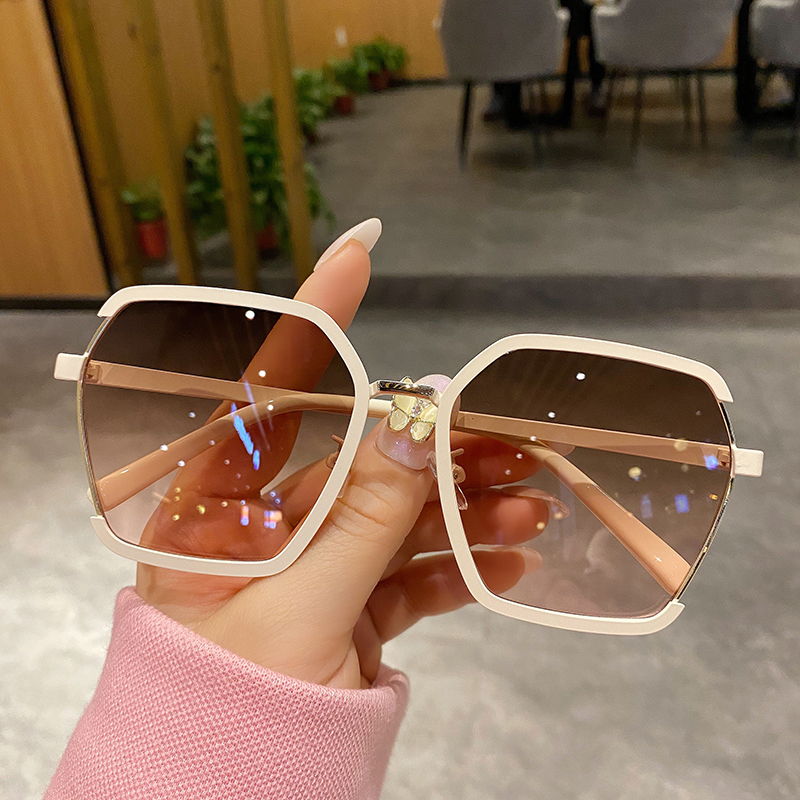 2022 New Summer Sun Protection Han Edition Tide Sun Glasses Women's Fashion Street Clapping Round Face Against UV Sunglasses