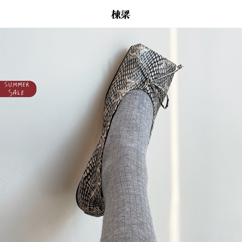Jacquemus Square-Toe Bow Flat Ballet Shoes Jacquemus Square-Toe Bow Flat Ballet Shoes