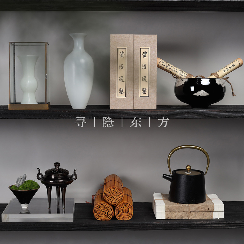 New Chinese-Style Model Room Sales Office Display Cabinet Features Silver-Plated Tea Sets, White Six-Sided Bottles, and Preserved Moss Bonsai New Chinese-Style Model Room Sales Office Display Cabinet Features Silver-Plated Tea Sets, White Six-Sided Bottles, and Preserved Moss Bonsai